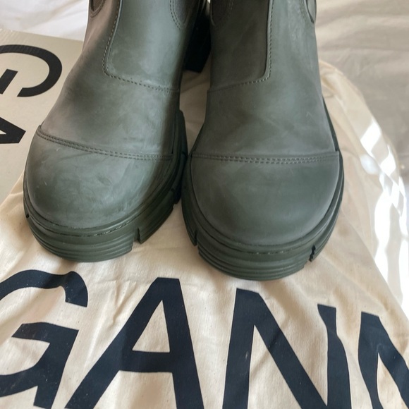 BRAND NEW (w/Box & Dust Bag) GANNI Rubber Boots - Size 10 - Style S1526 - Picture 3 of 16